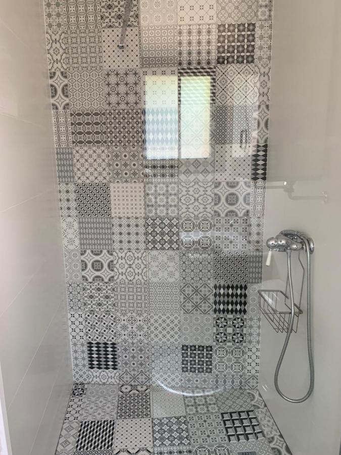 Les Chambres De L'Arestel Luaran gambar