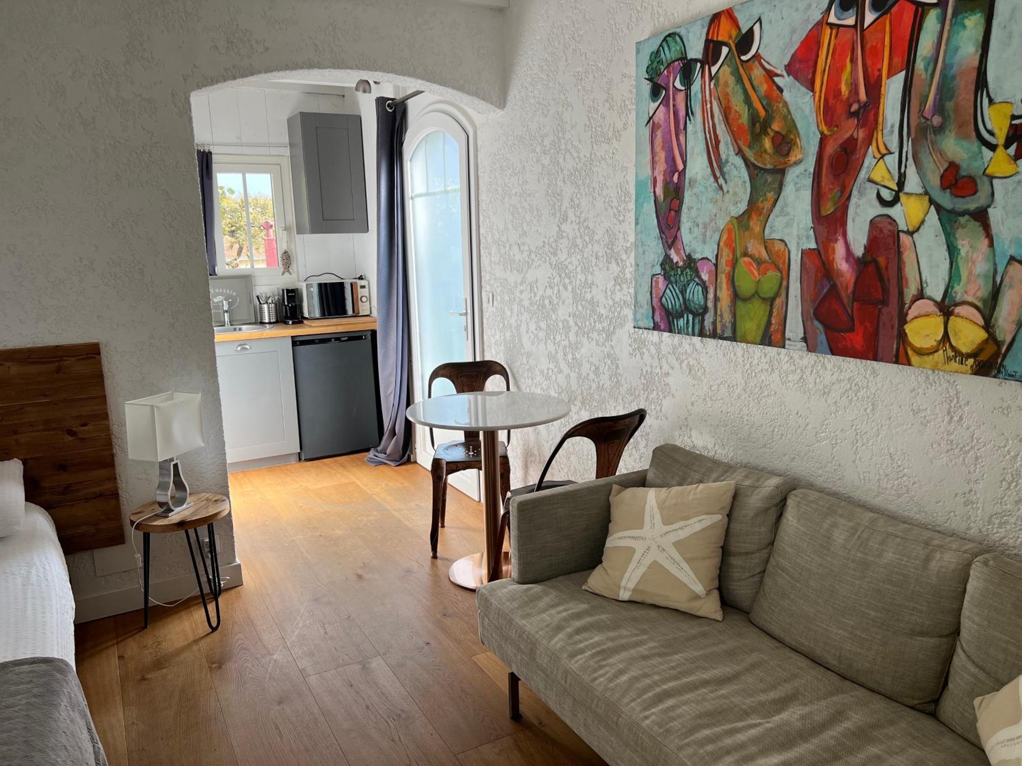 Les Chambres De L'Arestel Luaran gambar