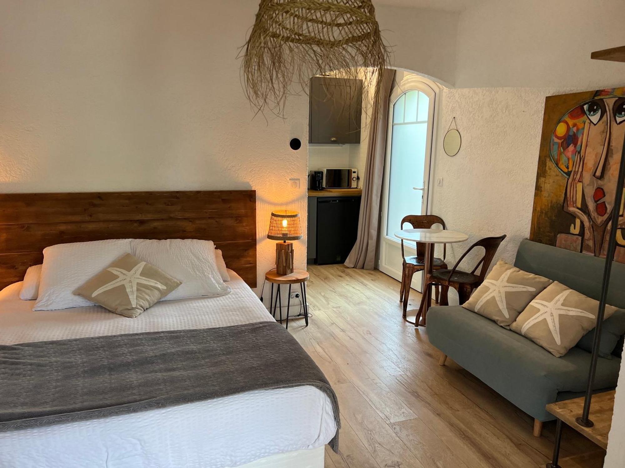 Les Chambres De L'Arestel Luaran gambar